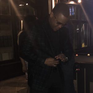 Meet your Posher, Christopher